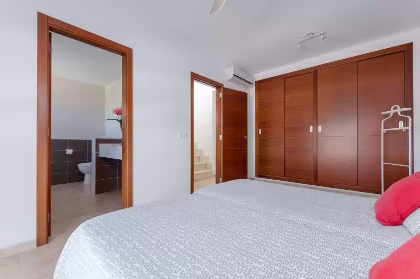 Holiday rentals in Splendida house, Can Picafort