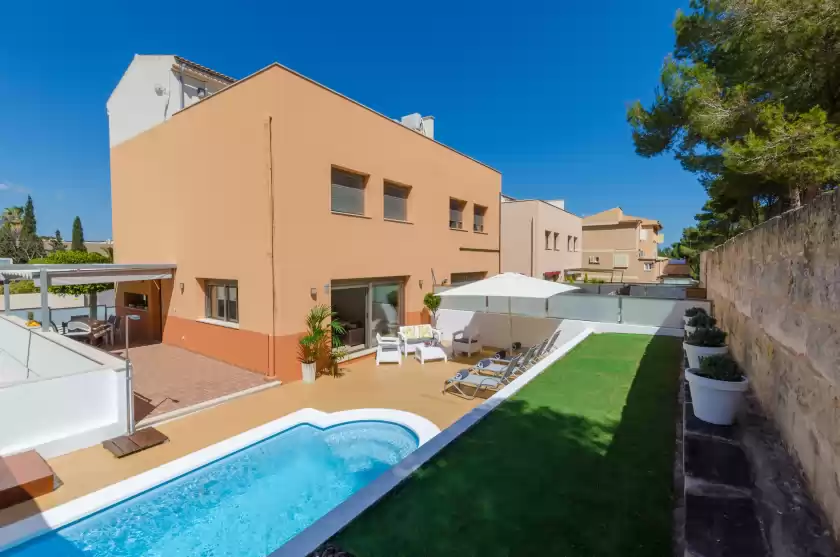 Holiday rentals in Splendida house