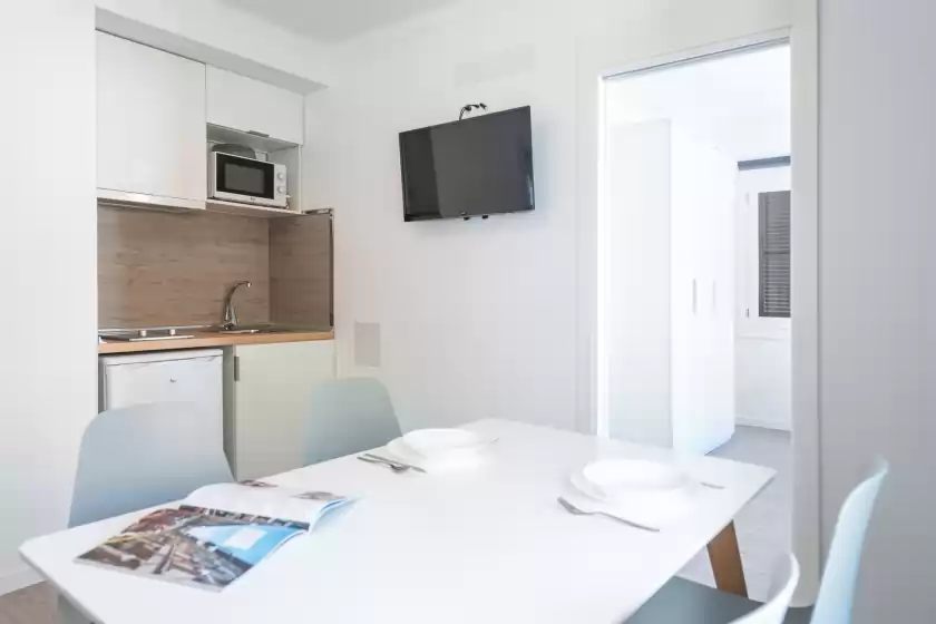 Holiday rentals in Apartamento edif. playa 1c, Platja d'Alcúdia