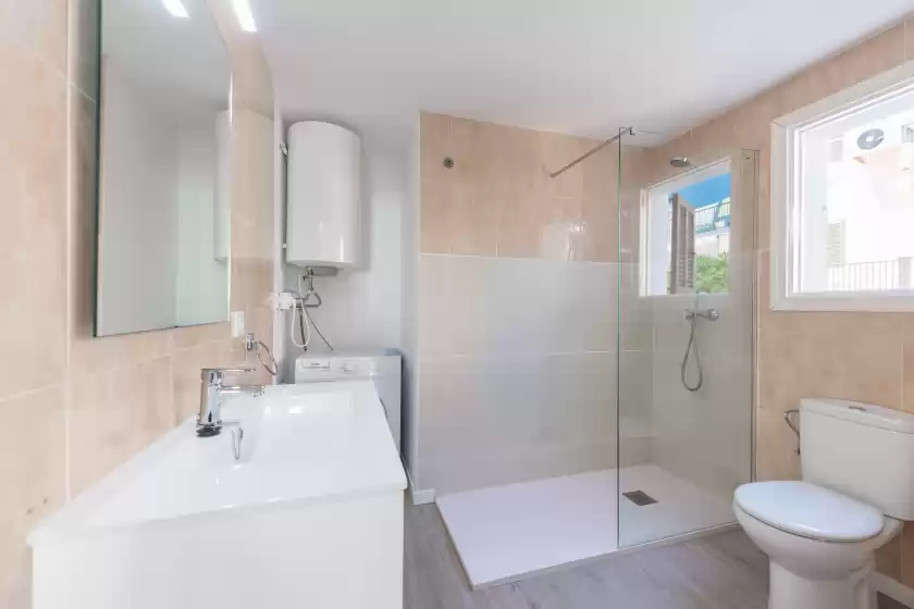 Holiday rentals in Apartamento edif. playa 1c, Platja d'Alcúdia