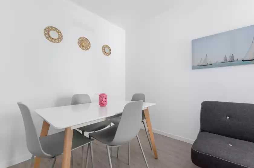 Holiday rentals in Edificio playa 2d, Platja d'Alcúdia