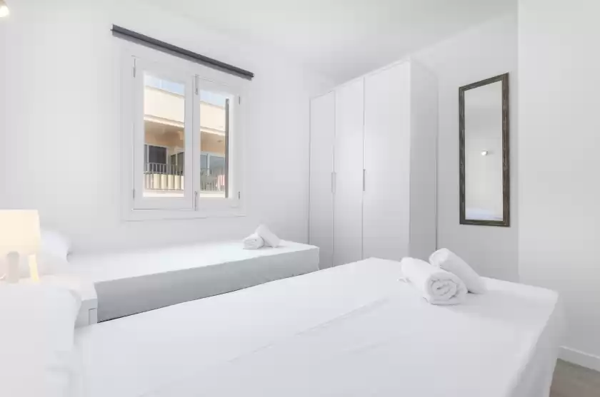Holiday rentals in Edificio playa 2d, Platja d'Alcúdia