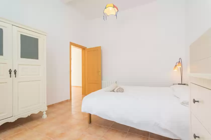 Holiday rentals in Villa lorena, ses Salines
