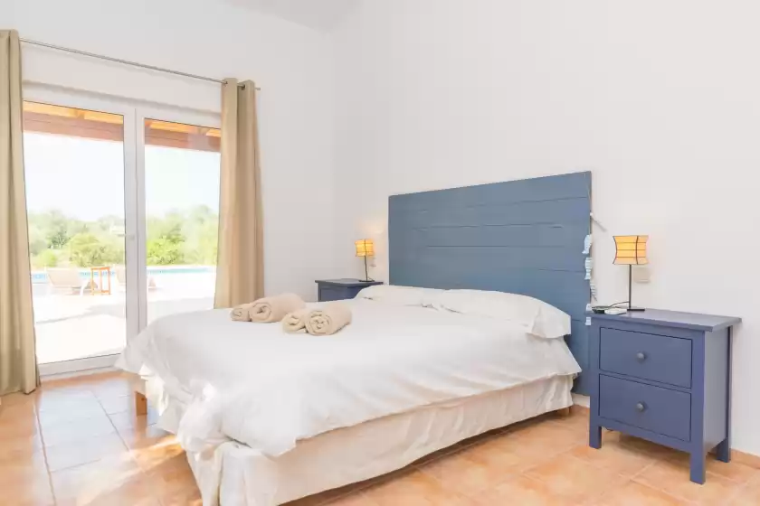 Holiday rentals in Villa lorena, ses Salines