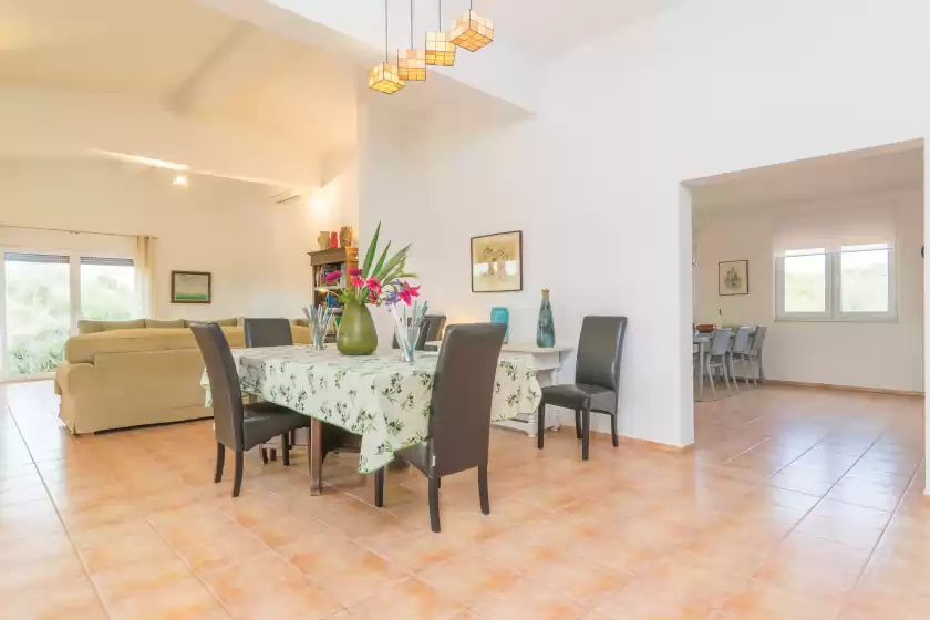 Holiday rentals in Villa lorena, ses Salines