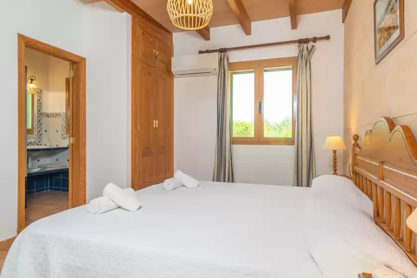 Holiday rentals in Los girasoles, Campos