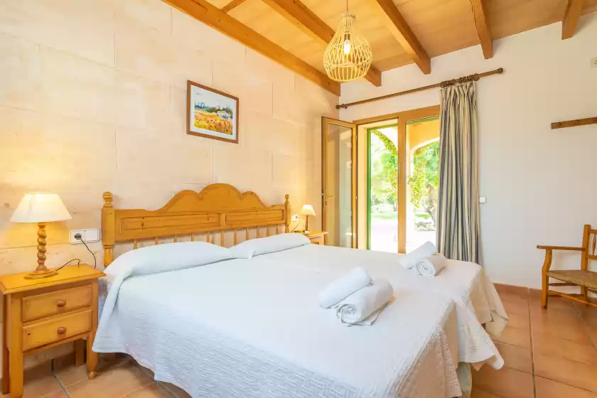 Holiday rentals in Los girasoles, Campos