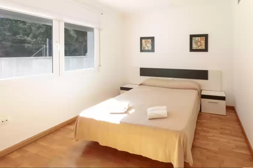 Holiday rentals in Tomillo, Marxuquera Baixa