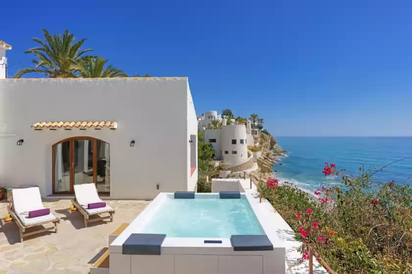 Holiday rentals in Villa jambo