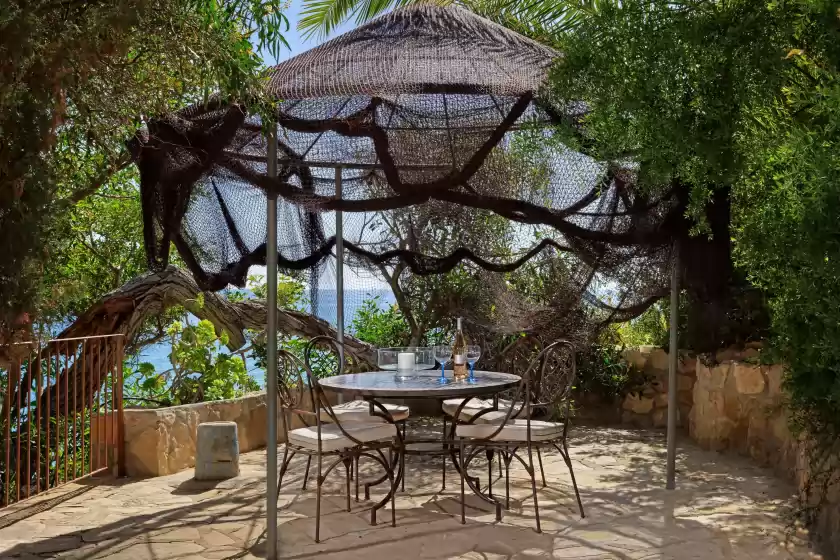 Holiday rentals in Villa jambo, Plans