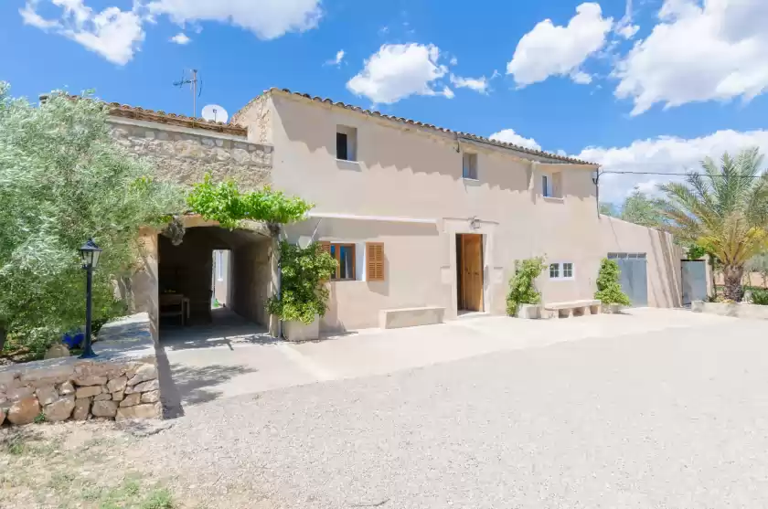 Holiday rentals in Ca sa tia (son prohens)