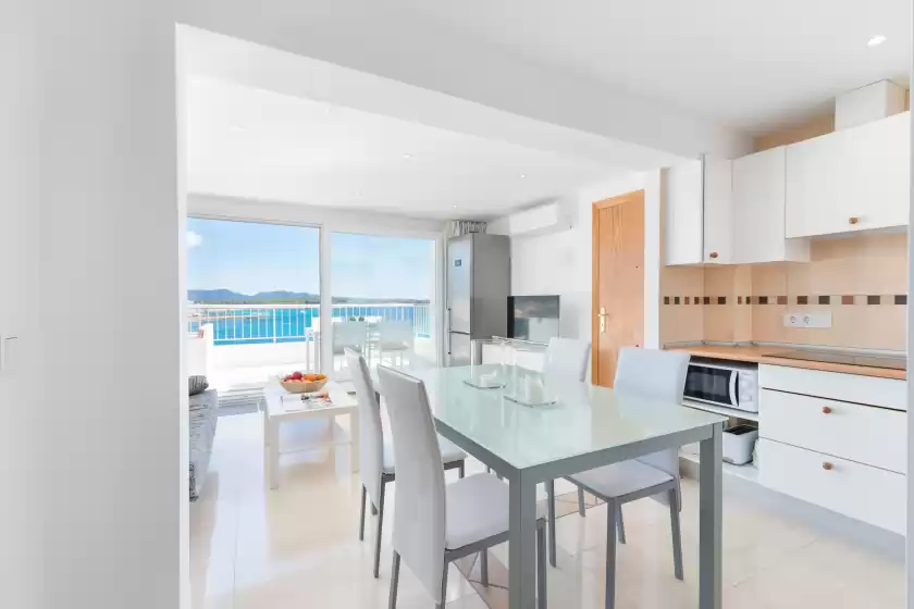 Holiday rentals in Luisamar sea view, s'Illot