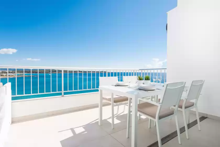 Holiday rentals in Luisamar sea view, s'Illot