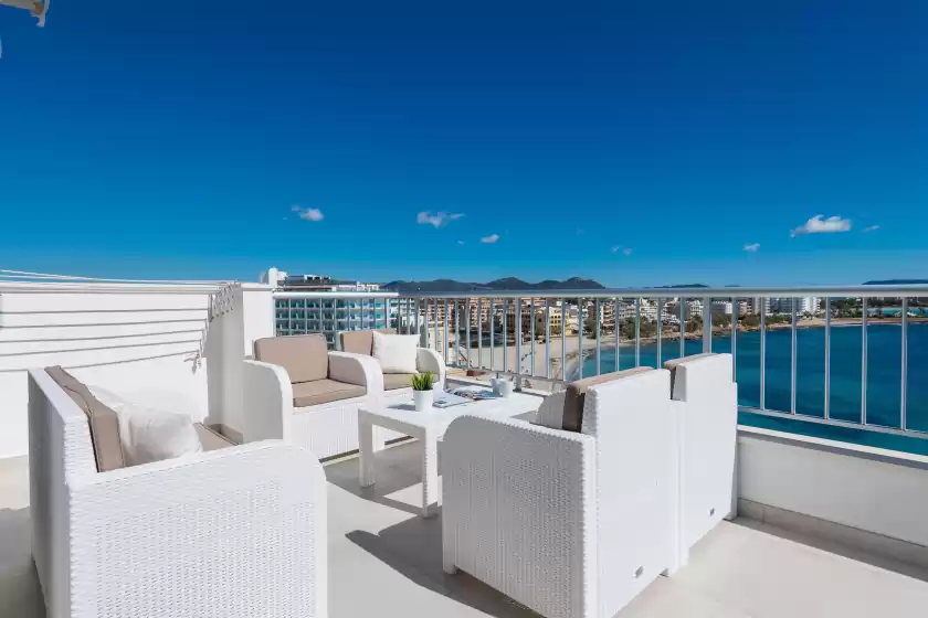 Holiday rentals in Luisamar sea view, s'Illot