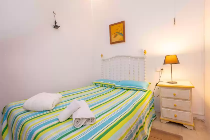 Holiday rentals in Finca son costa, Montuïri