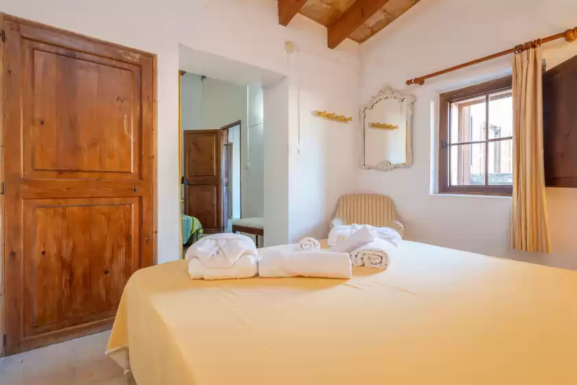 Holiday rentals in Finca son costa, Montuïri