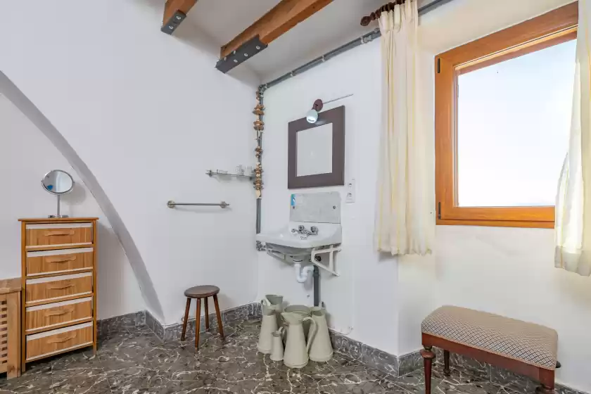 Holiday rentals in Finca son costa, Montuïri