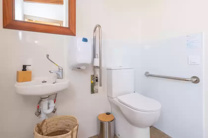 Holiday rentals in Finca son costa, Montuïri