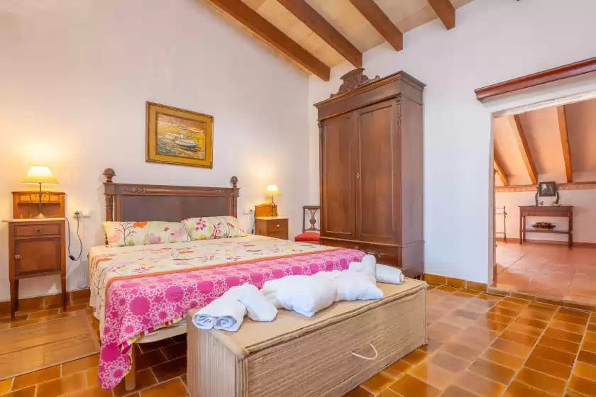 Holiday rentals in Finca son costa, Montuïri