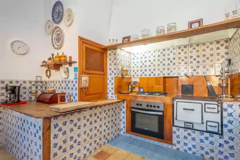 Holiday rentals in Finca son costa, Montuïri