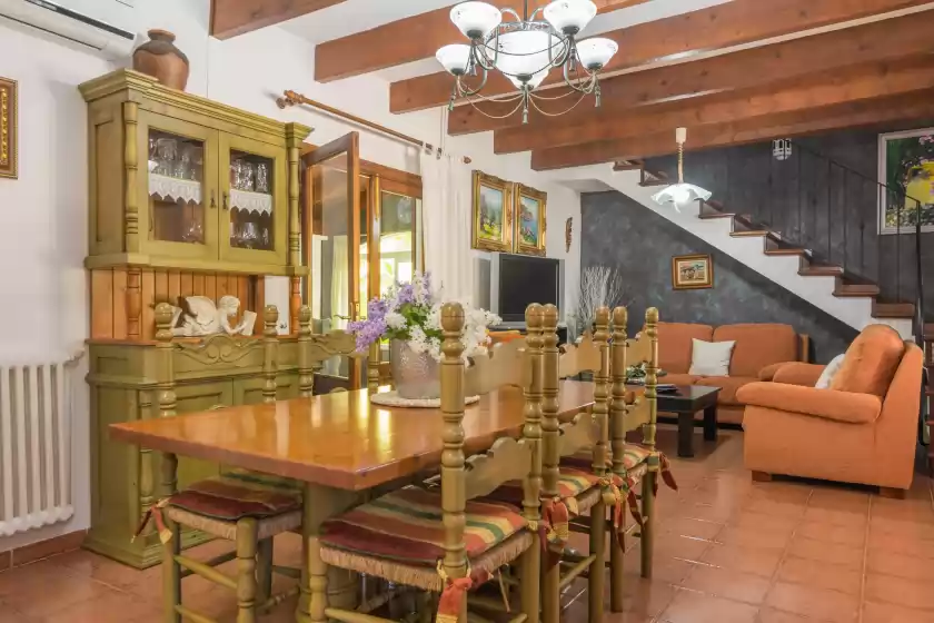 Holiday rentals in Can toni corona, Muro
