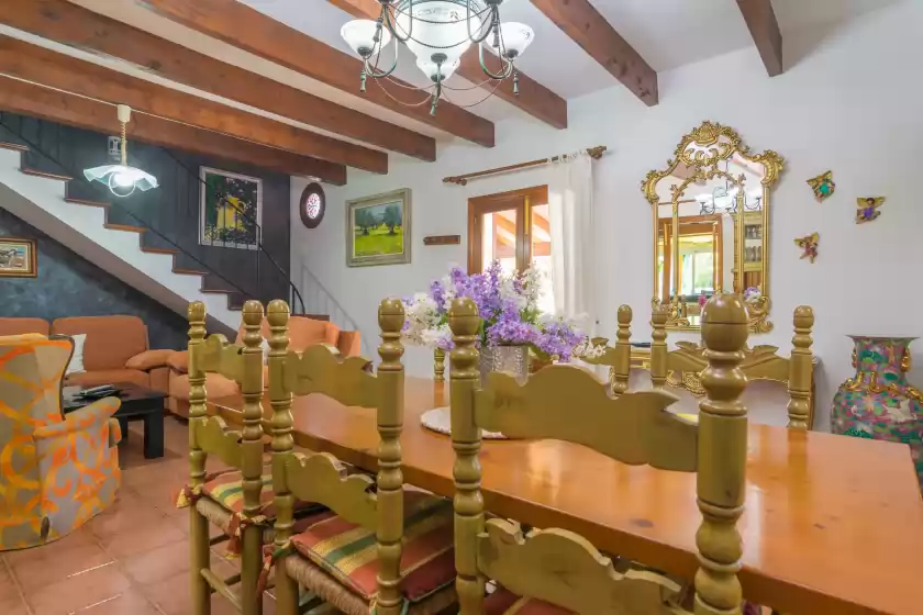 Holiday rentals in Can toni corona, Muro