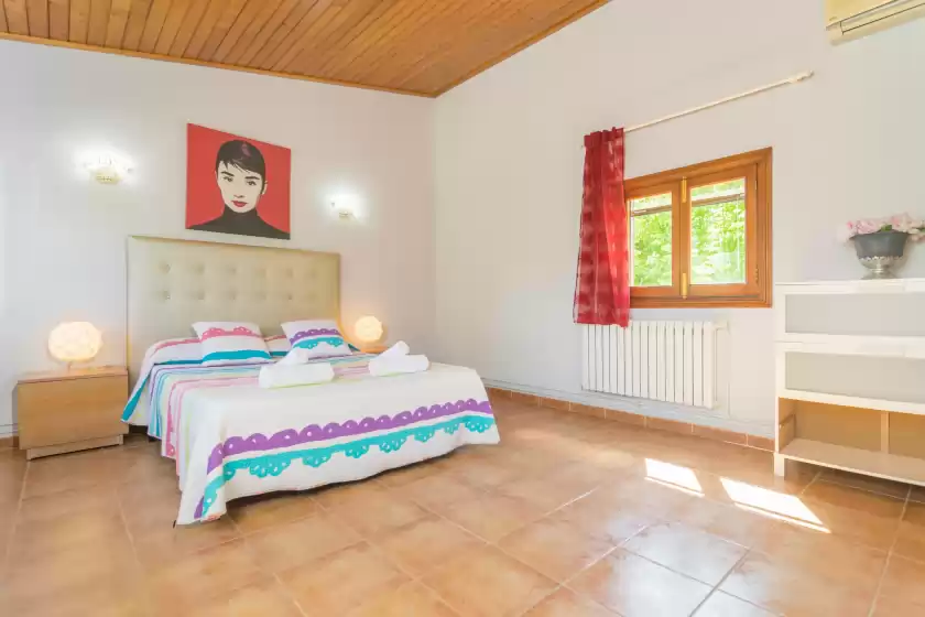 Holiday rentals in Can toni corona, Muro
