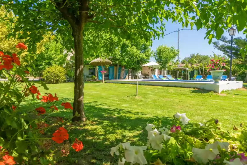 Holiday rentals in Can toni corona, Muro