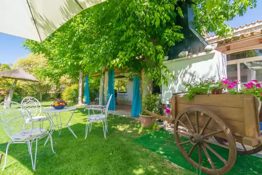 Holiday rentals in Can toni corona, Muro
