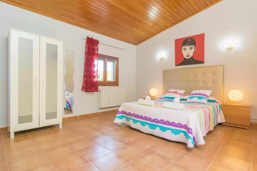 Holiday rentals in Can toni corona, Muro