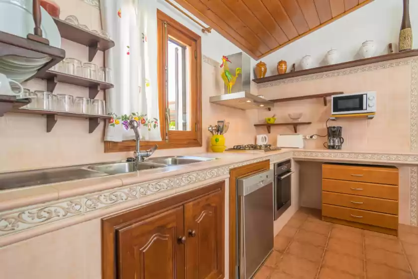 Holiday rentals in Can toni corona, Muro