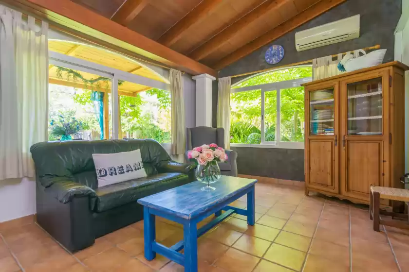 Holiday rentals in Can toni corona, Muro
