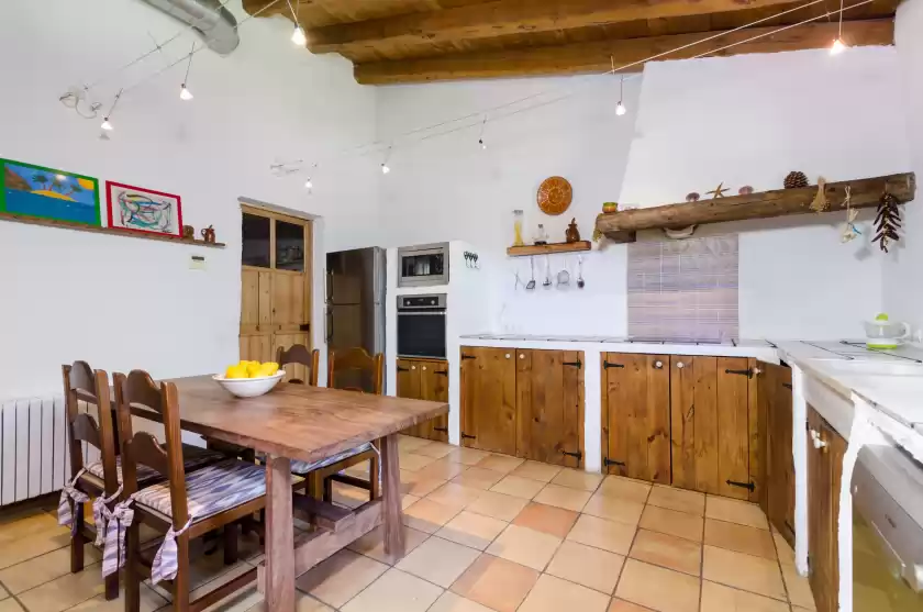 Holiday rentals in Can coric, Inca