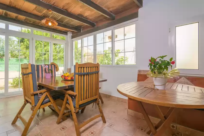 Holiday rentals in M'agrada, Badia Blava