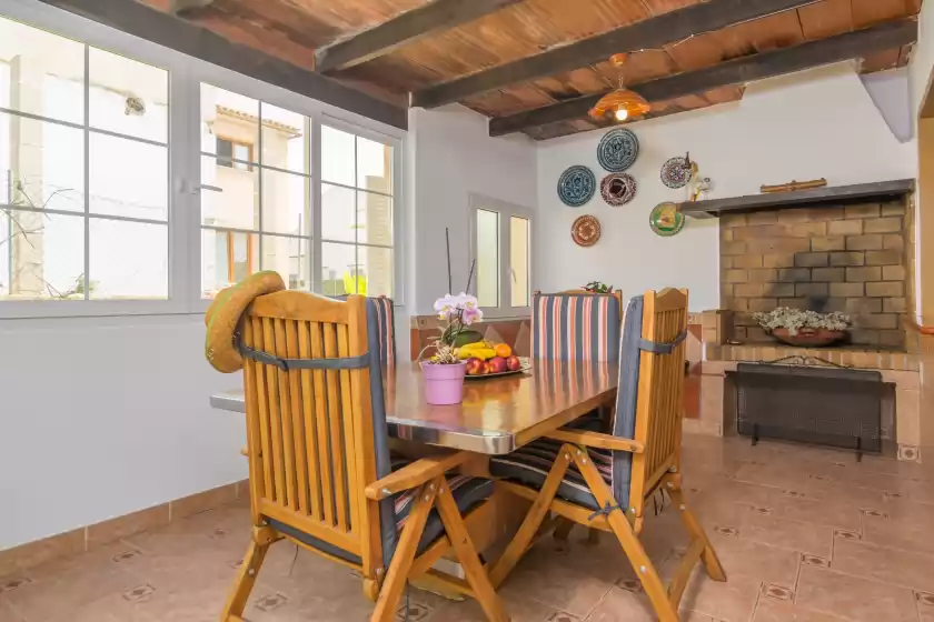 Holiday rentals in M'agrada, Badia Blava