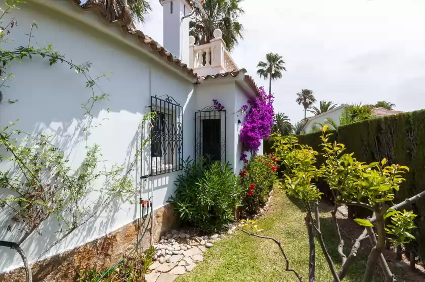 Holiday rentals in Beach & chill, Urbanització Platja d'Oliva