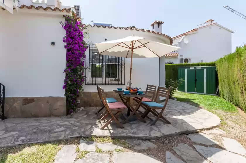 Holiday rentals in Beach & chill, Urbanització Platja d'Oliva