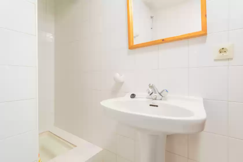 Holiday rentals in Cas sastret, Son Sardina