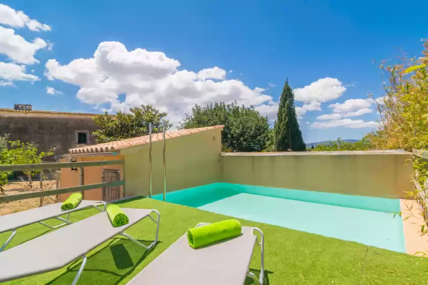 Holiday rentals in Cas sastret