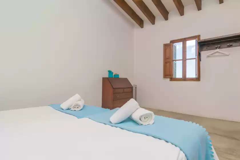 Holiday rentals in Cas sastret, Son Sardina