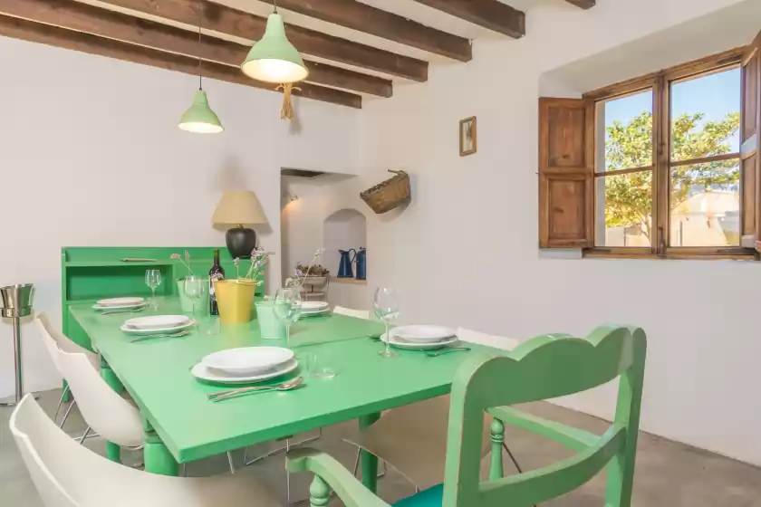 Holiday rentals in Cas sastret, Son Sardina