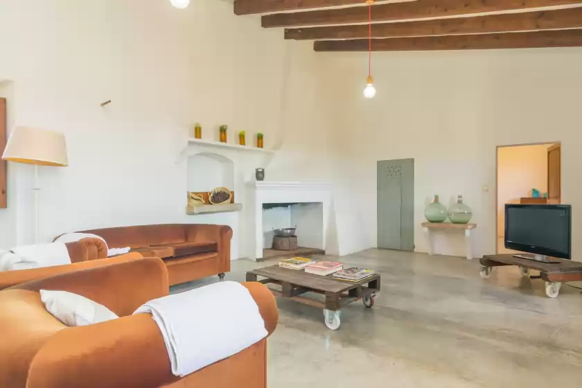 Holiday rentals in Cas sastret, Son Sardina