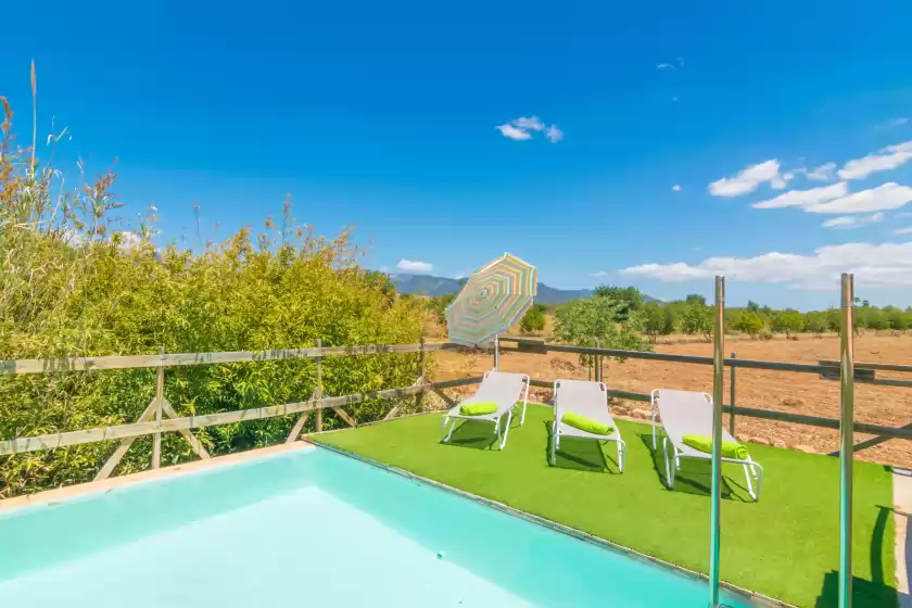 Holiday rentals in Cas sastret, Son Sardina