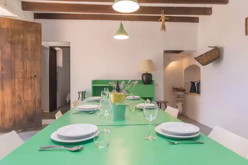 Holiday rentals in Cas sastret, Son Sardina