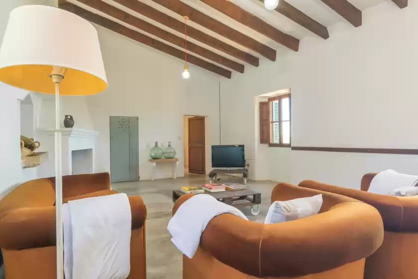 Holiday rentals in Cas sastret, Son Sardina