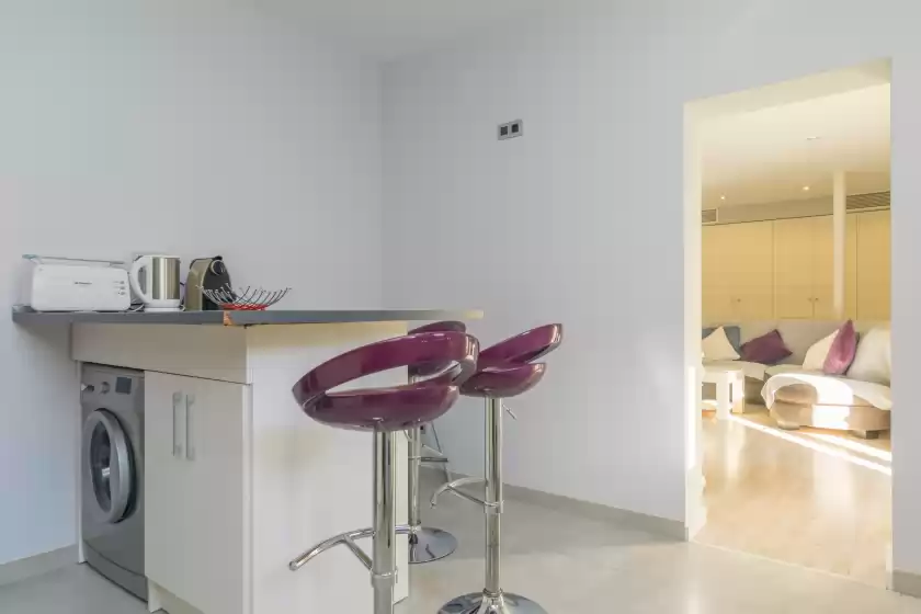 Holiday rentals in Mafloras luxury&beach apartame, Cala Millor