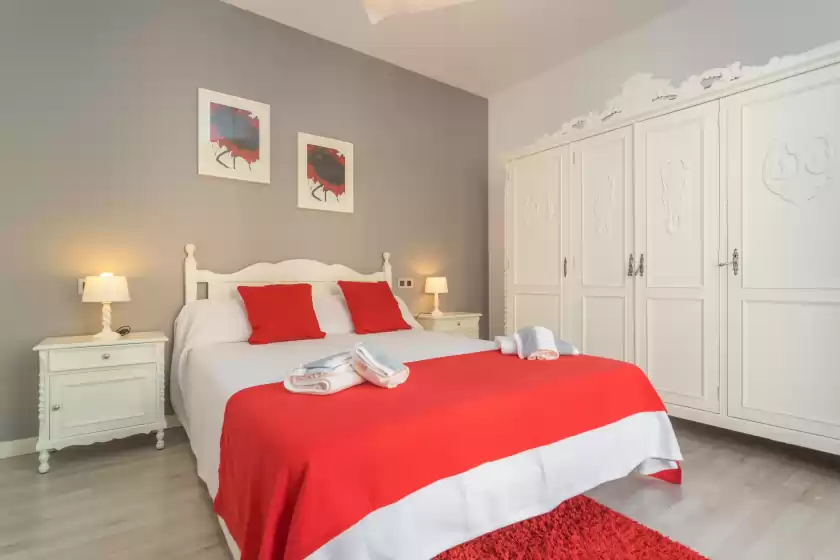 Holiday rentals in Mafloras luxury&beach apartame, Cala Millor