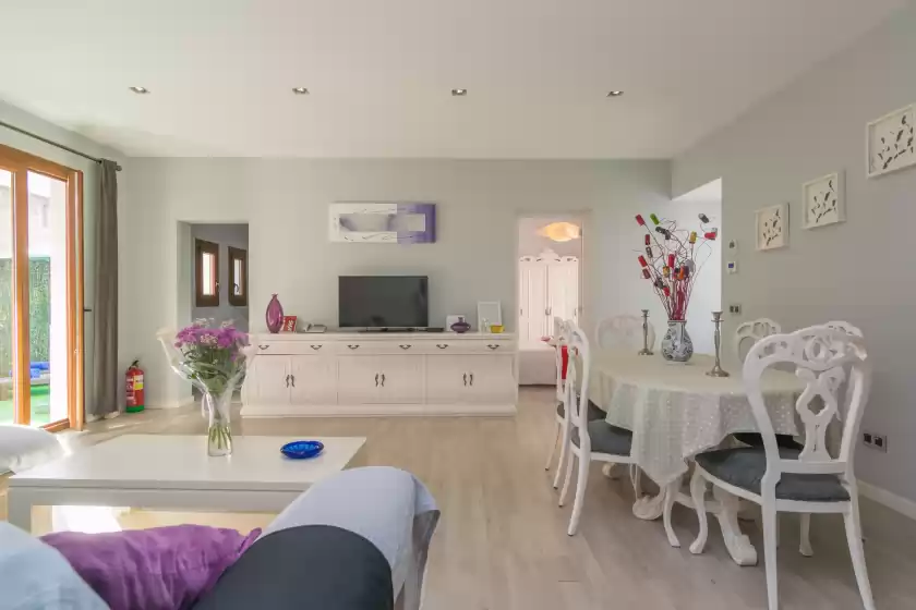 Holiday rentals in Mafloras luxury&beach apartame, Cala Millor