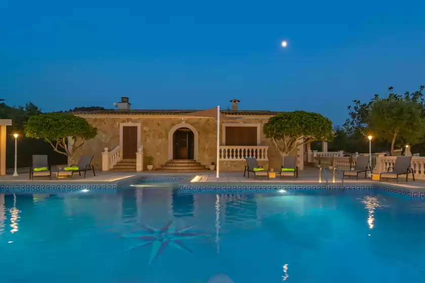 Holiday rentals in Villa arhu, Capdepera