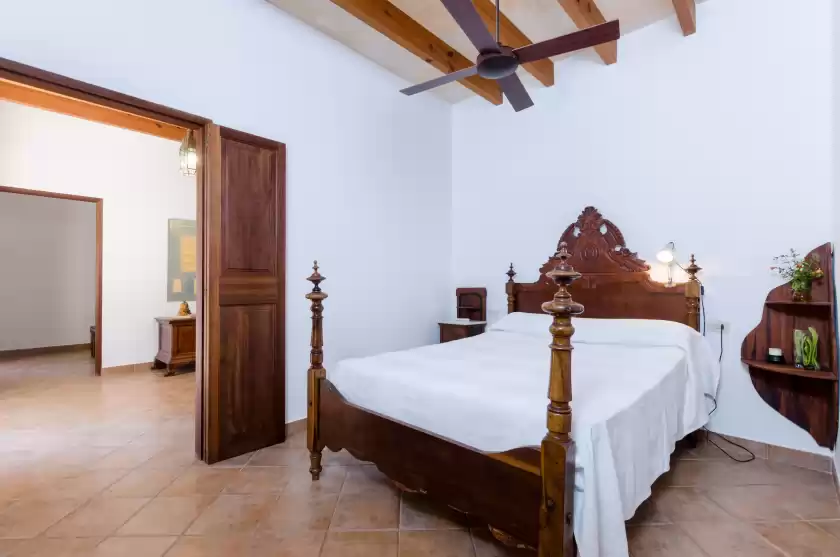Holiday rentals in Des oms, Felanitx